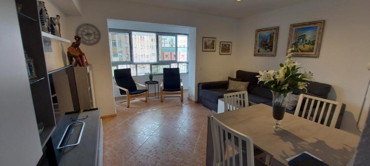 מאלגה Apartamento Velazquez מראה חיצוני תמונה